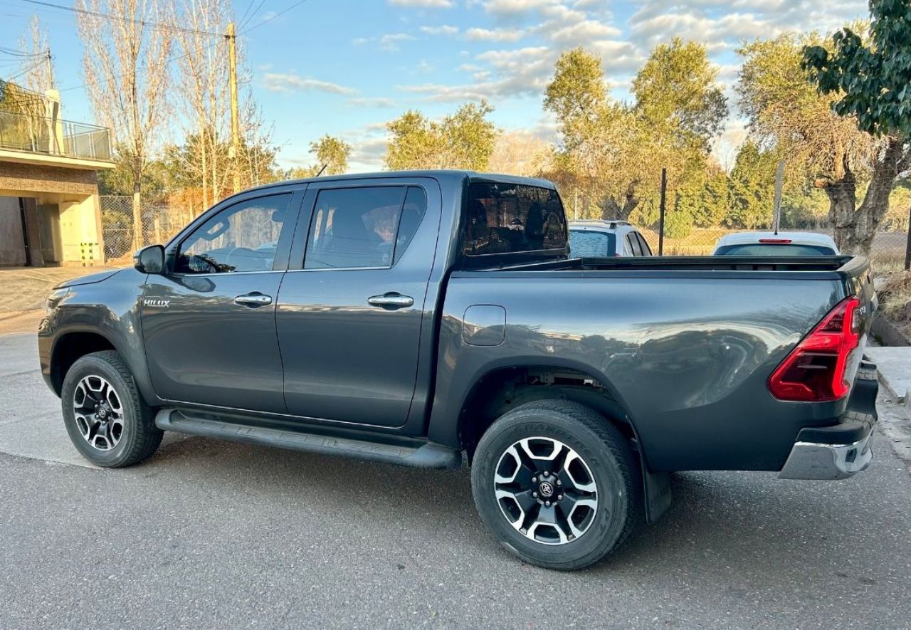 Toyota Hilux Usada en Mendoza, deRuedas