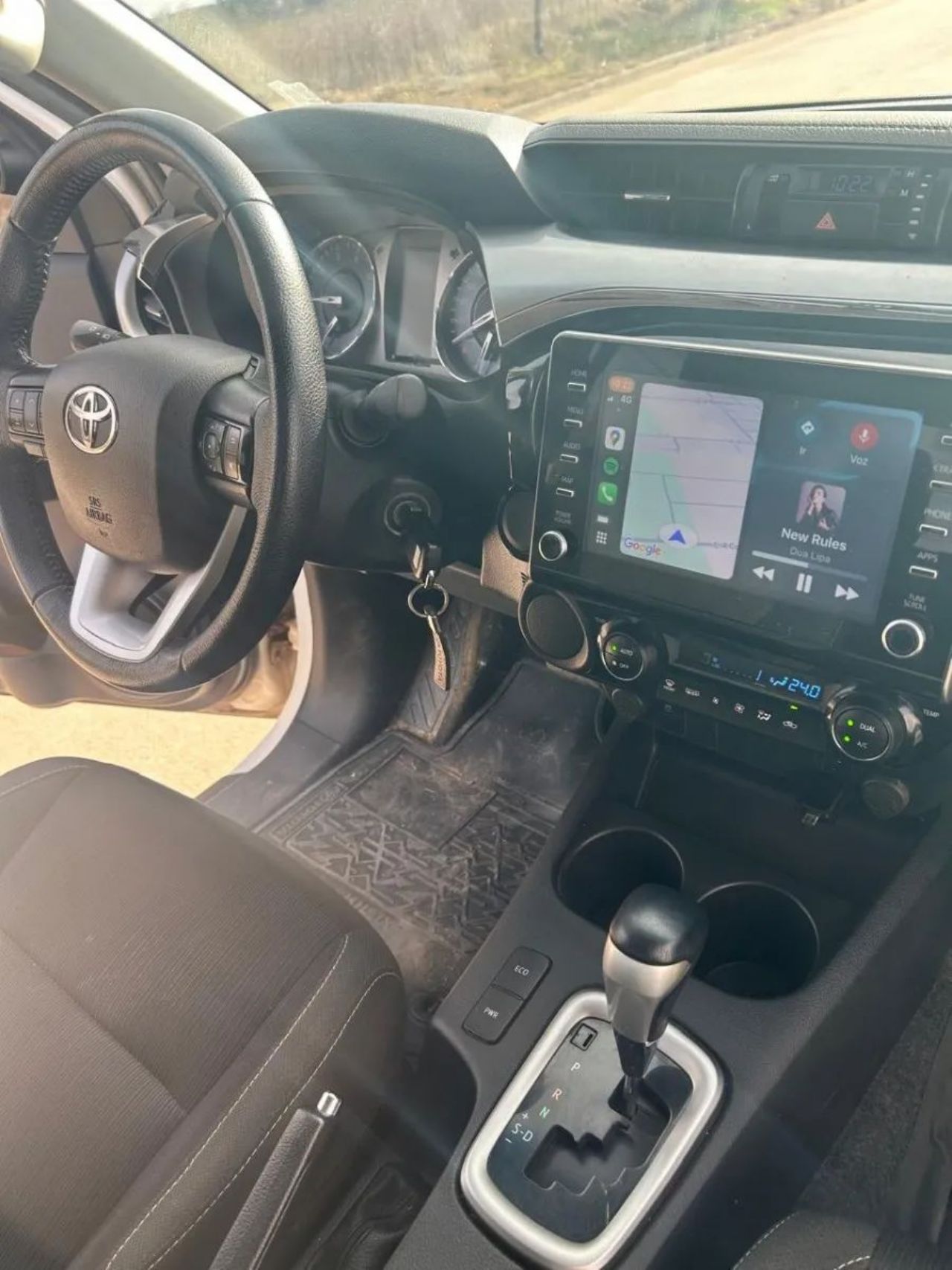 Toyota Hilux Usada en Córdoba, deRuedas