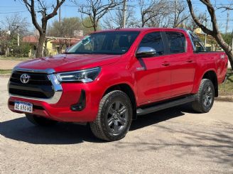 Toyota Hilux Usada en Córdoba Financiado