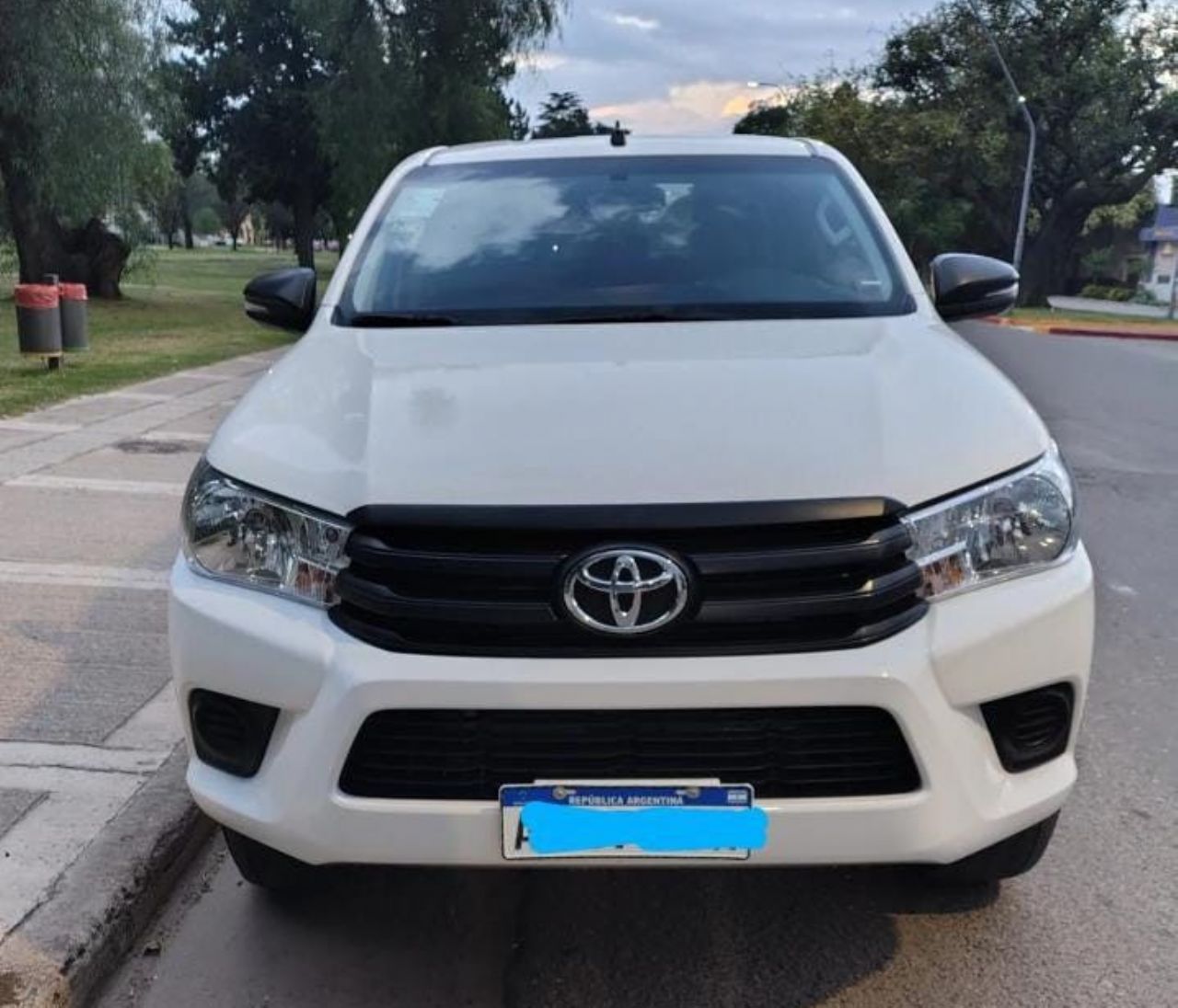 Toyota Hilux Usada Financiado en Córdoba, deRuedas
