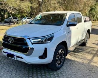 Toyota Hilux Usada en Córdoba Financiado