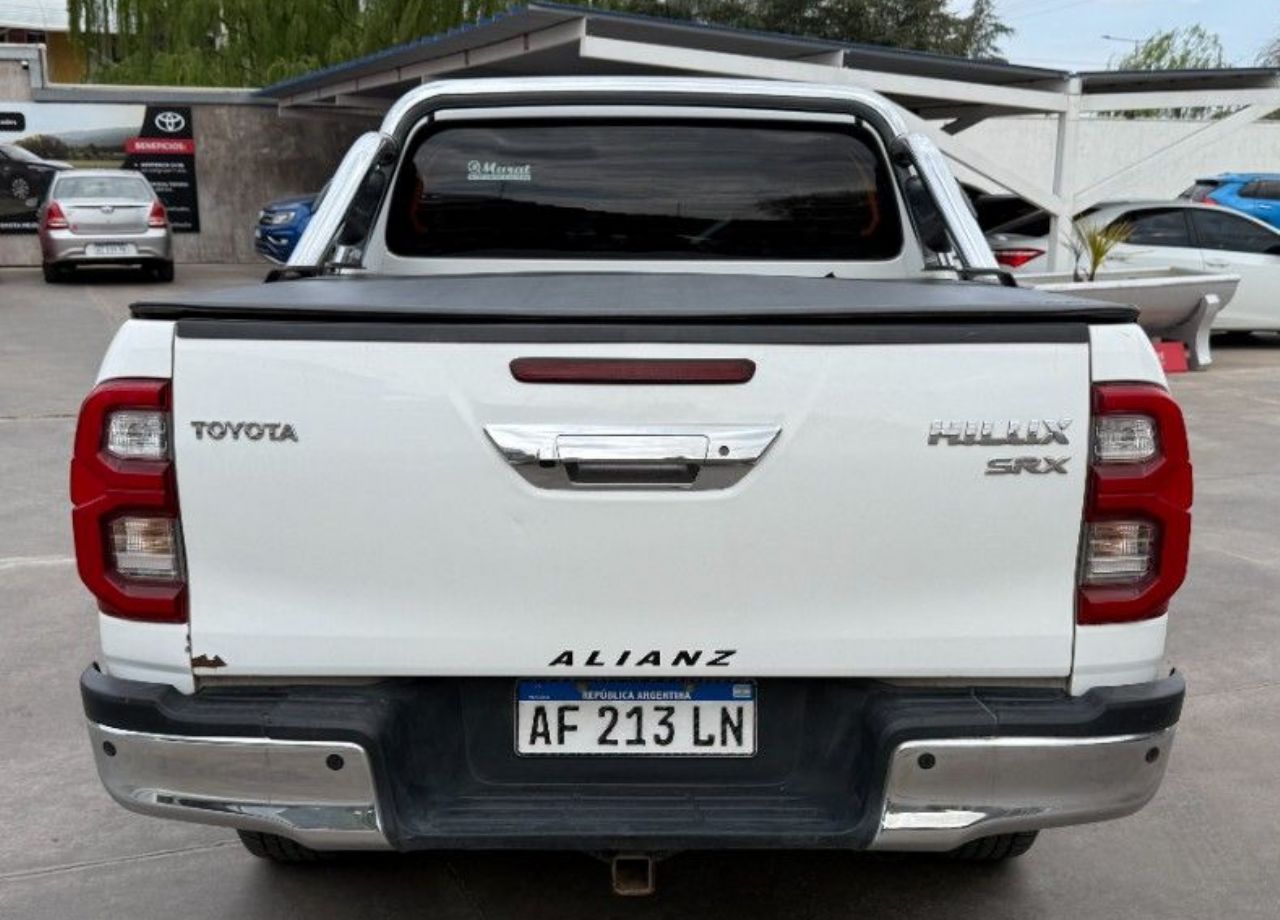 Toyota Hilux Usada en San Luis, deRuedas