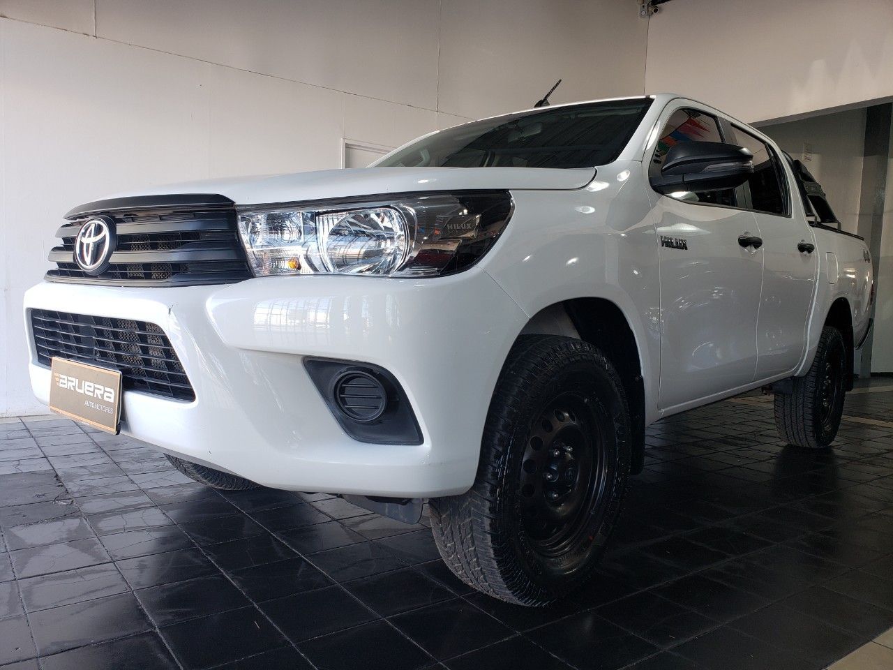 Toyota Hilux Usada Financiado en Mendoza, deRuedas