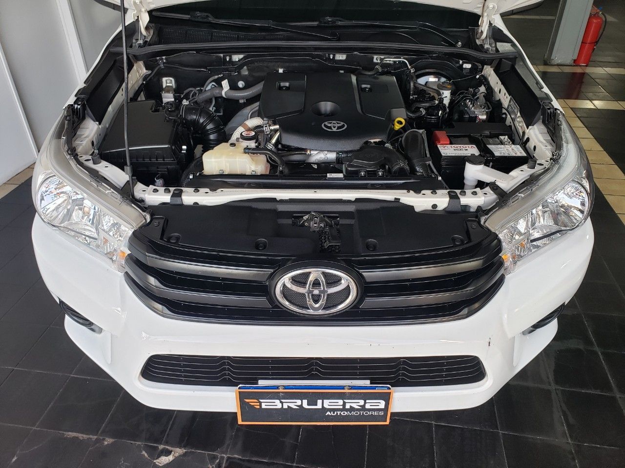 Toyota Hilux Usada Financiado en Mendoza, deRuedas