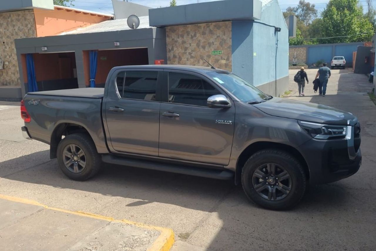 Toyota Hilux Usada en Mendoza, deRuedas