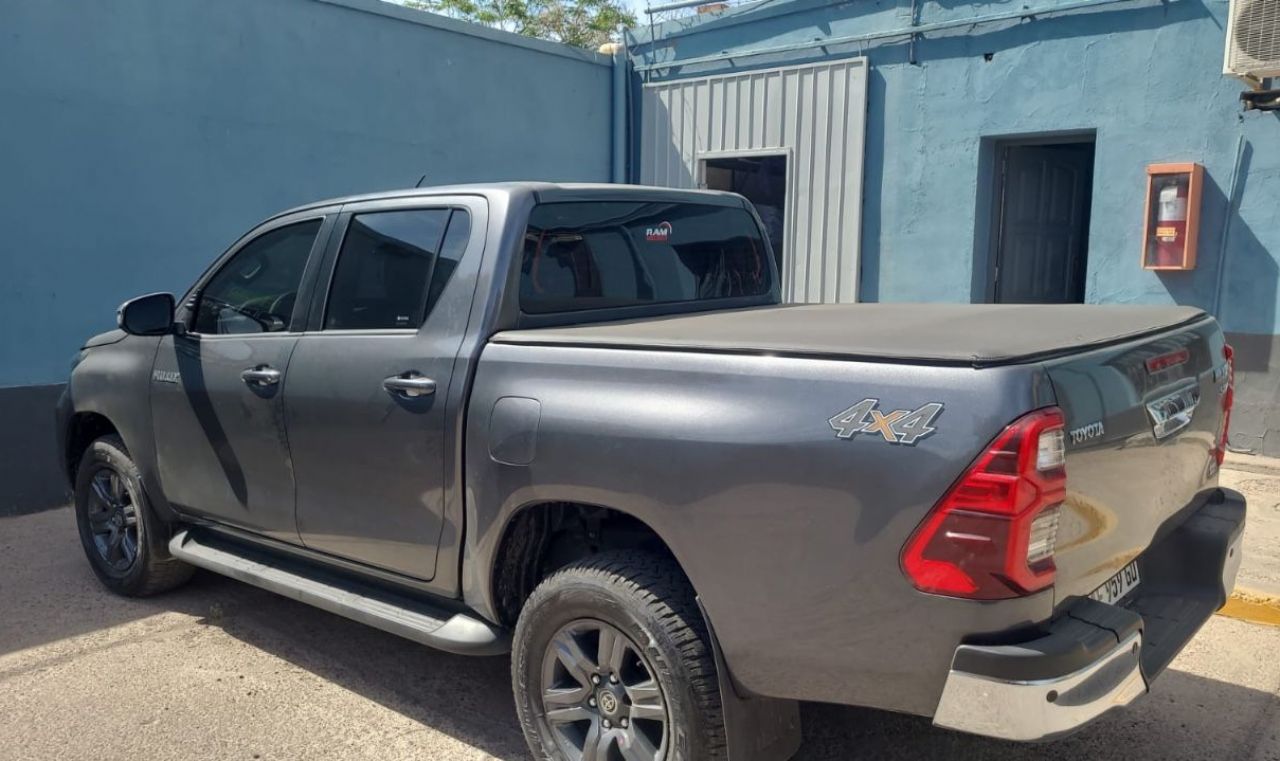 Toyota Hilux Usada en Mendoza, deRuedas