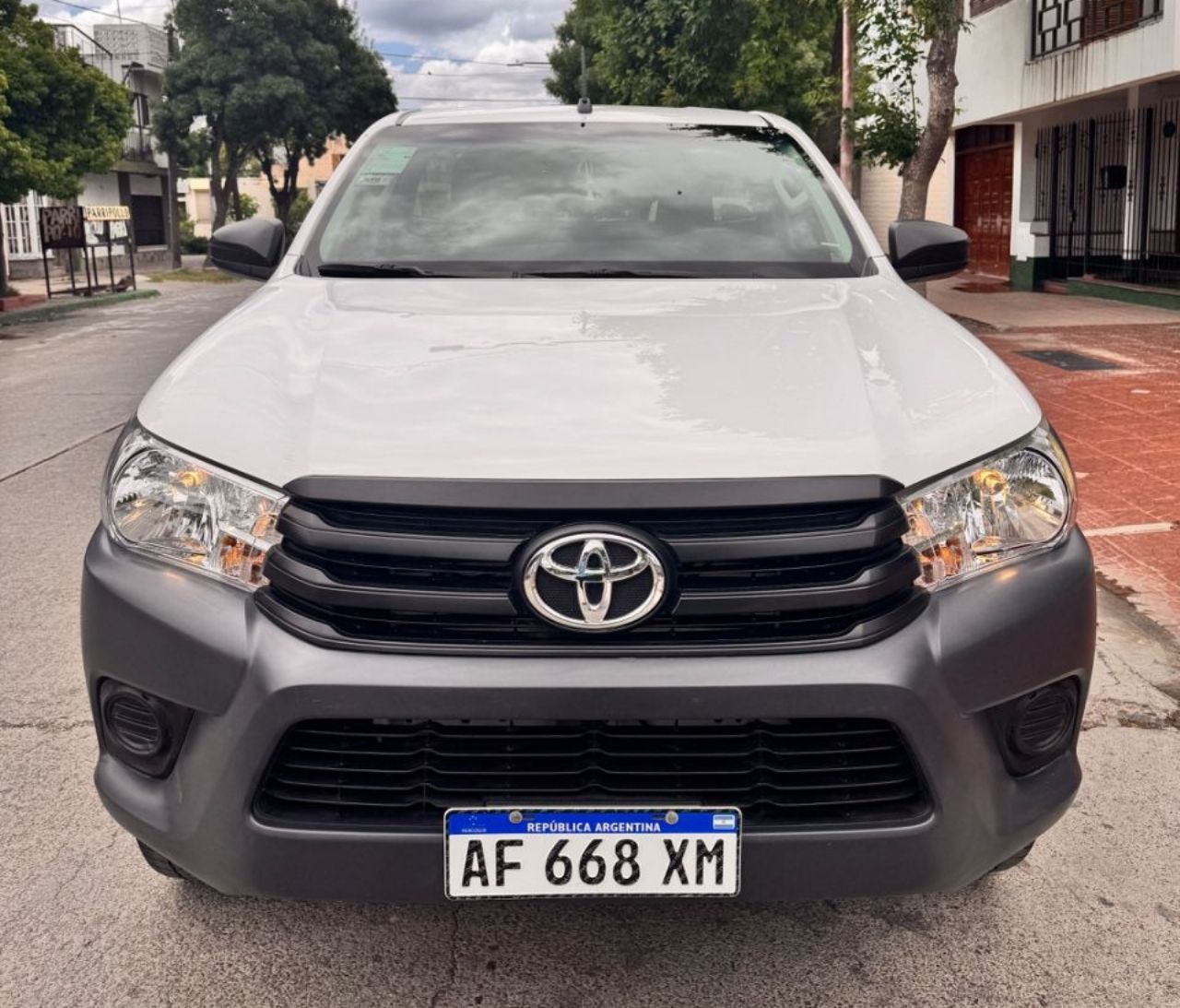 Toyota Hilux Usada en Mendoza, deRuedas