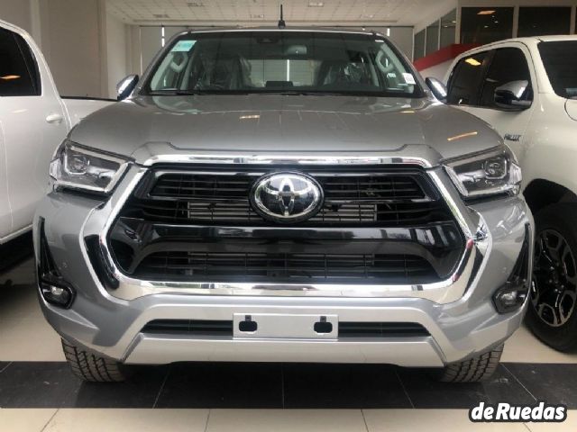 Toyota Hilux Nueva en Córdoba, deRuedas