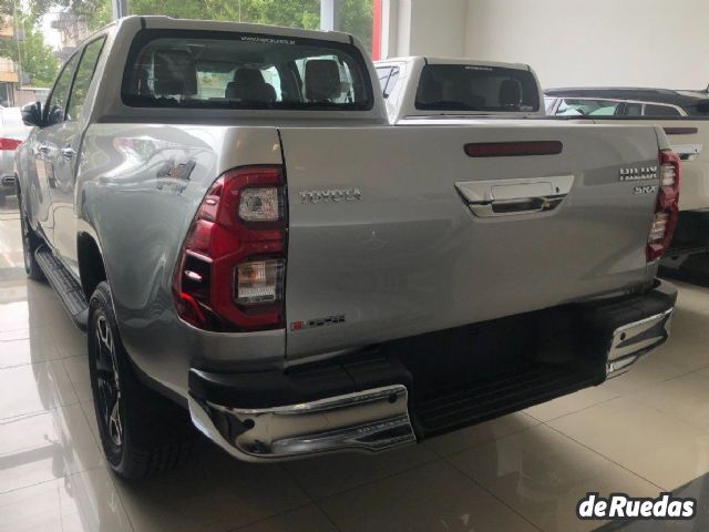 Toyota Hilux Nueva en Córdoba, deRuedas