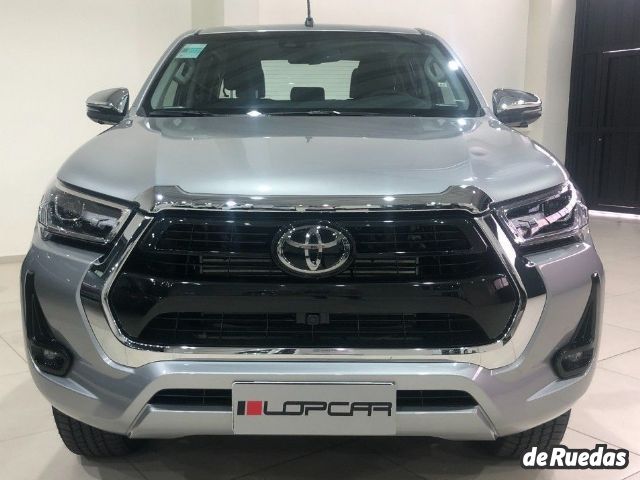 Toyota Hilux Nueva en Córdoba, deRuedas