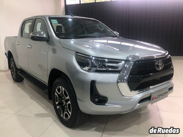 Toyota Hilux Nueva en Córdoba, deRuedas