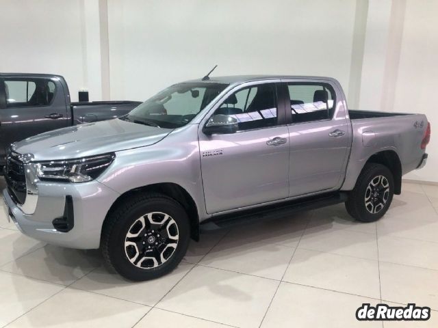 Toyota Hilux Nueva en Córdoba, deRuedas