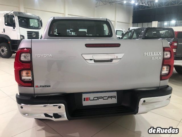 Toyota Hilux Nueva en Córdoba, deRuedas