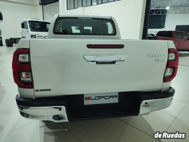Toyota Hilux Nueva en Córdoba, deRuedas