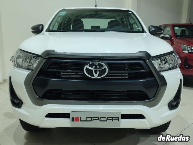 Toyota Hilux Nueva en Córdoba, deRuedas