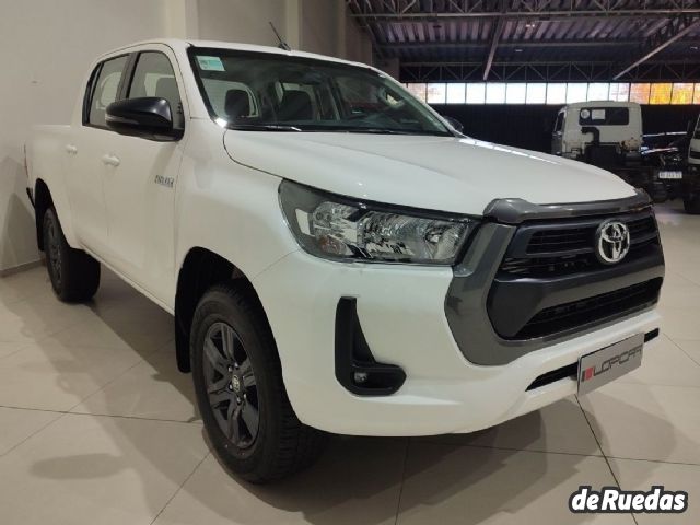 Toyota Hilux Nueva en Córdoba, deRuedas