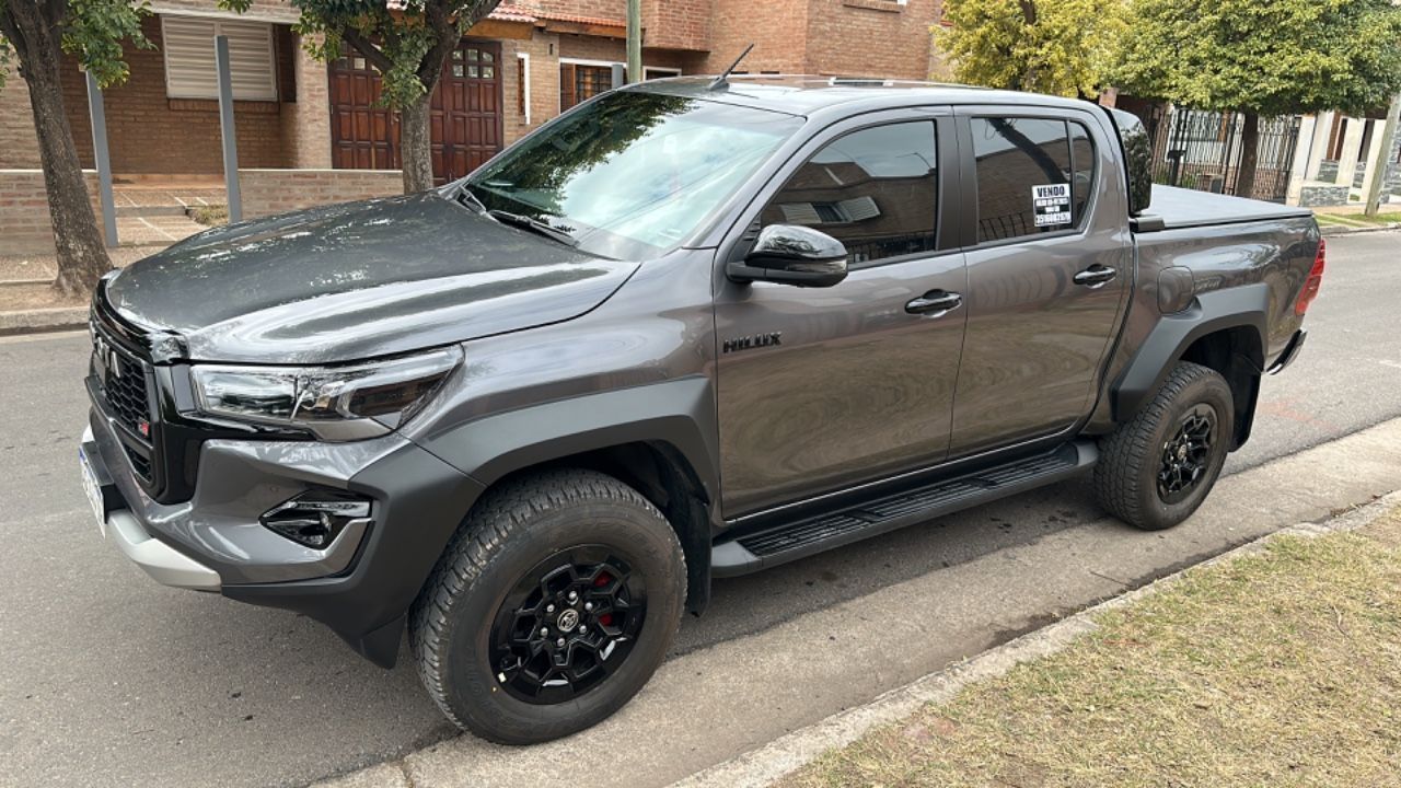 Toyota Hilux Usada en Córdoba, deRuedas