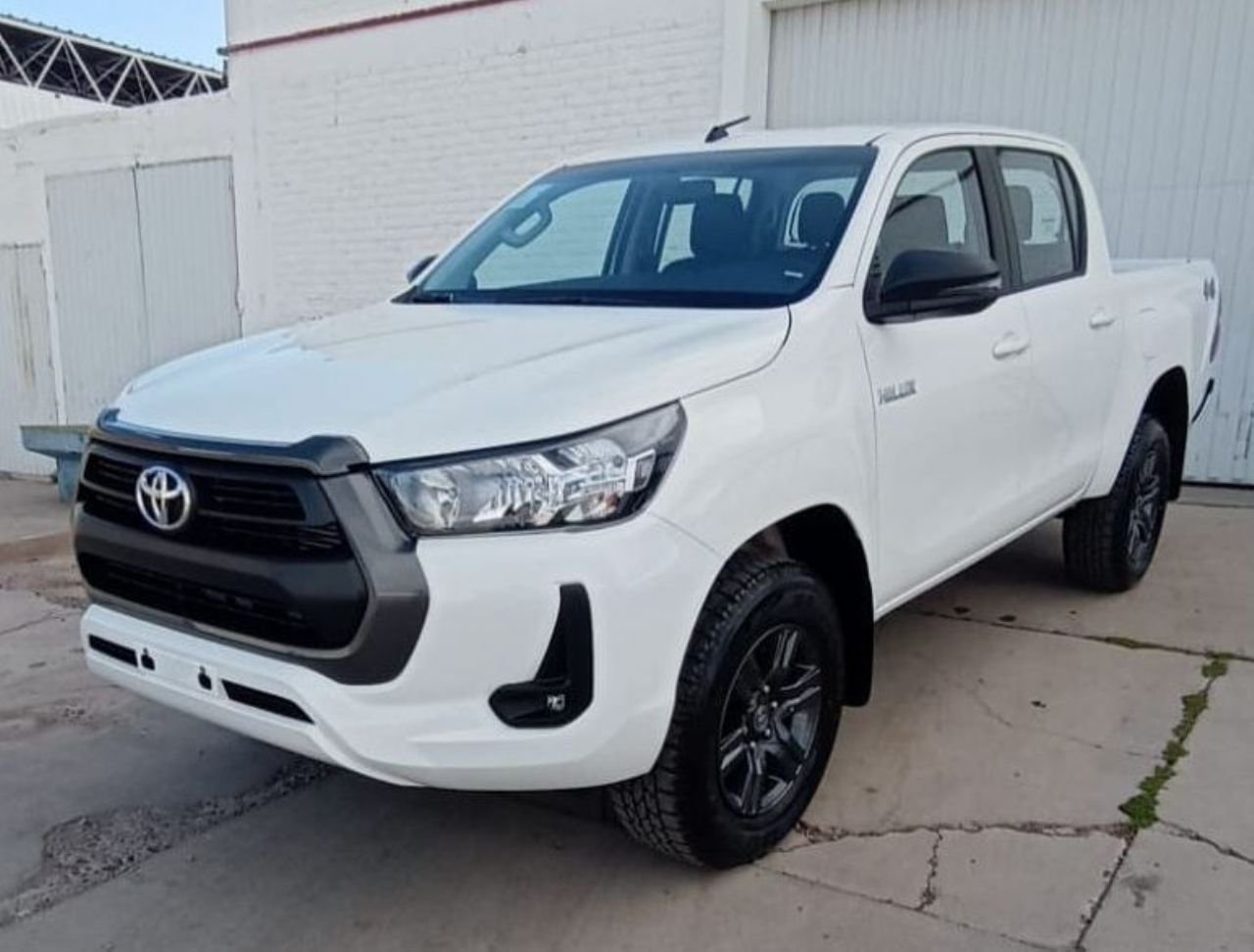 Toyota Hilux Nueva en Mendoza, deRuedas
