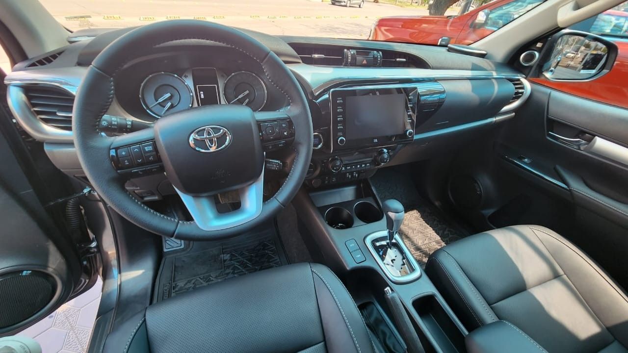Toyota Hilux Nueva en Mendoza, deRuedas