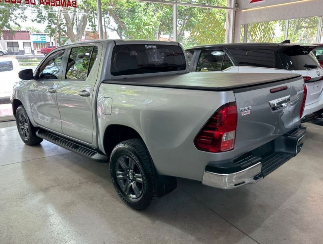 Toyota Hilux Usada Financiado en Mendoza, deRuedas
