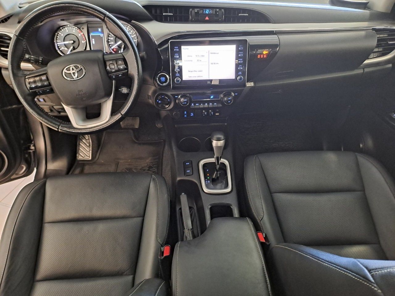 Toyota Hilux Usada Financiado en Mendoza, deRuedas