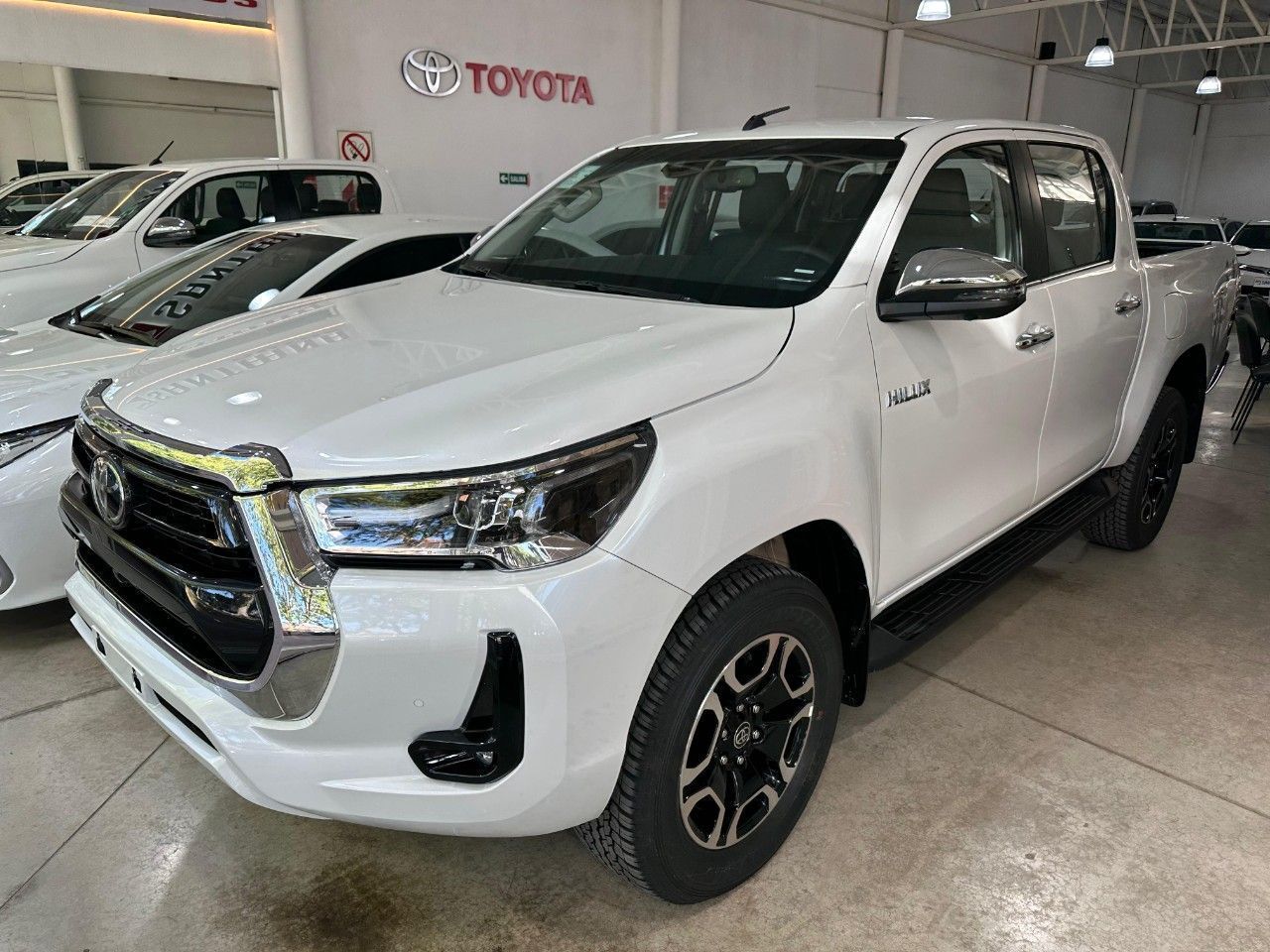 Toyota Hilux Usada Financiado en Mendoza, deRuedas