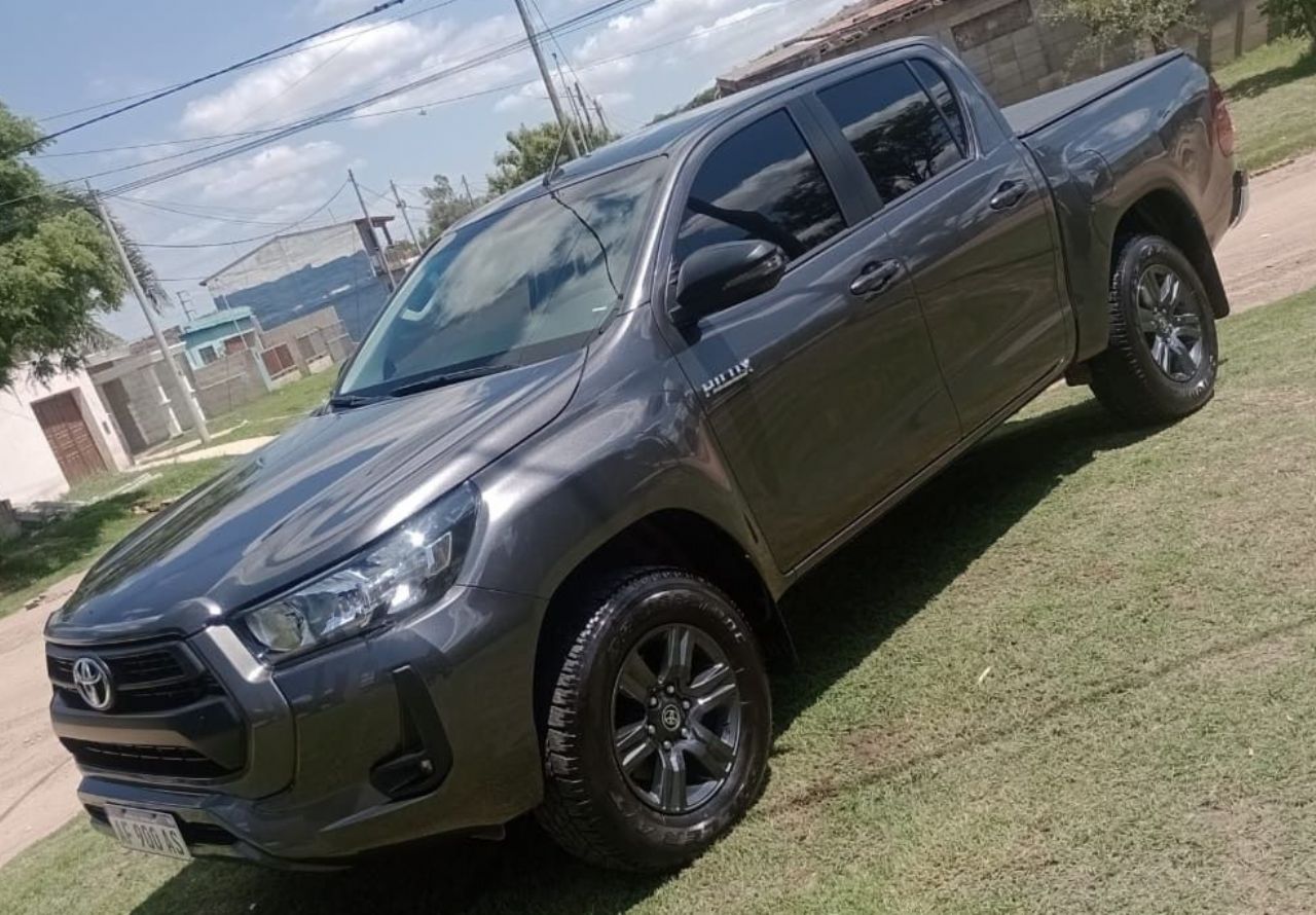 Toyota Hilux Usada en Córdoba, deRuedas