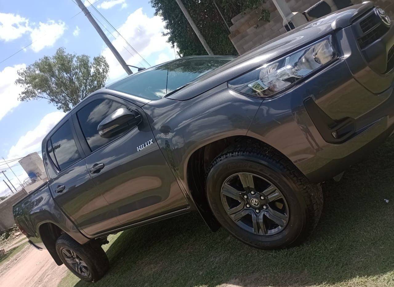 Toyota Hilux Usada en Córdoba, deRuedas