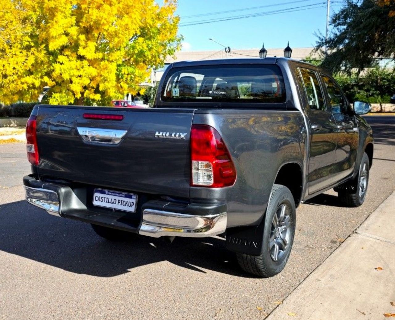 Toyota Hilux Usada en Mendoza, deRuedas