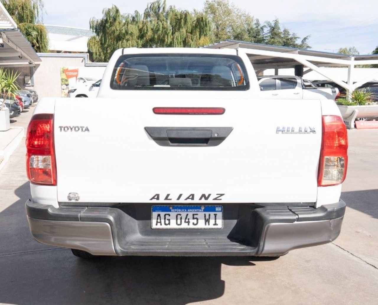 Toyota Hilux Usada en San Luis, deRuedas