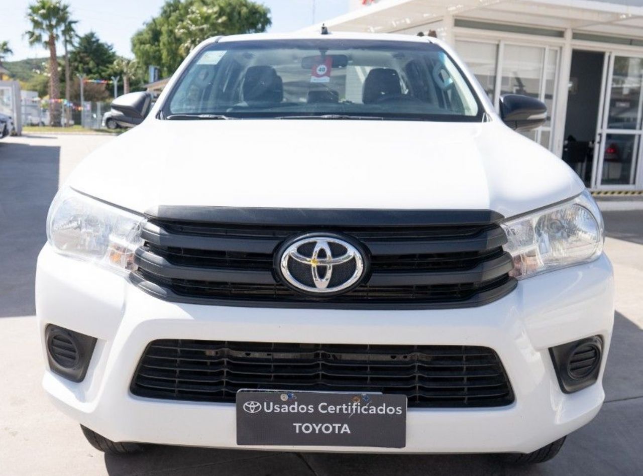 Toyota Hilux Usada en San Luis, deRuedas