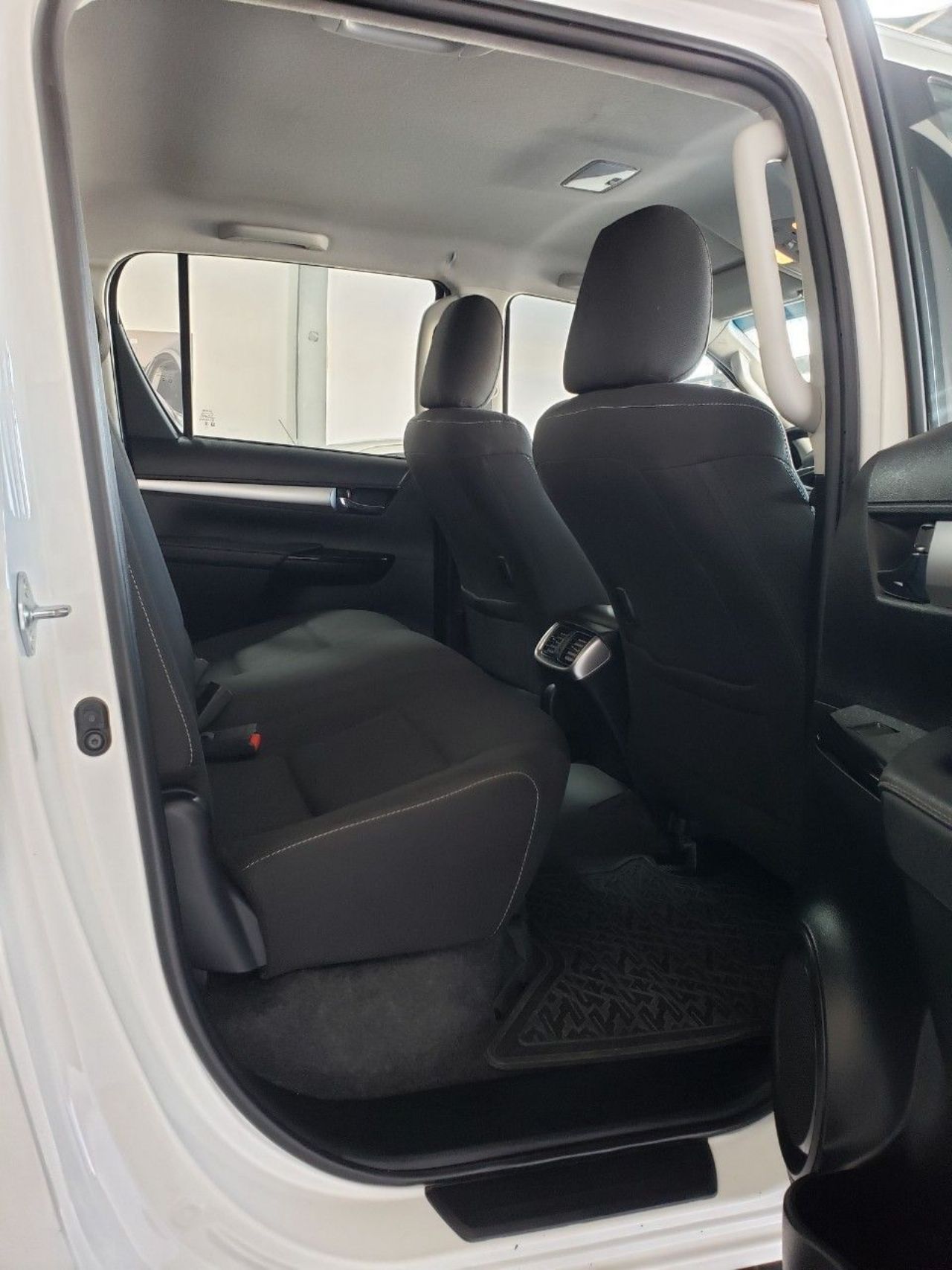 Toyota Hilux Usada Financiado en Mendoza, deRuedas