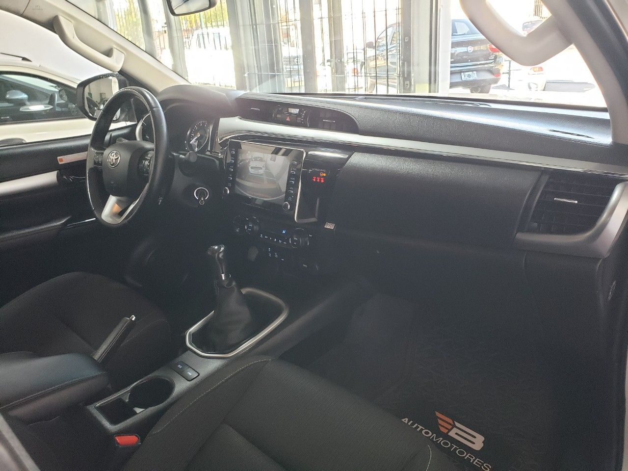 Toyota Hilux Usada Financiado en Mendoza, deRuedas