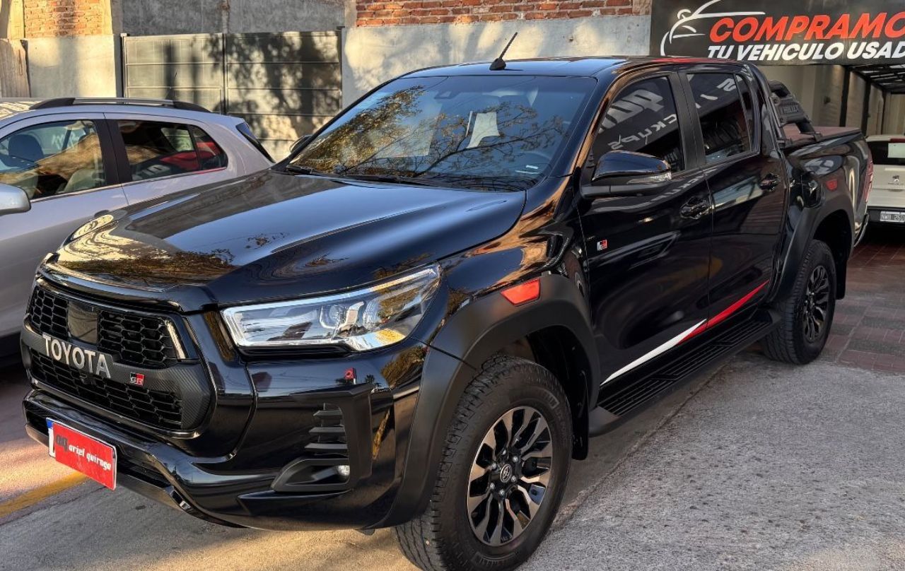 Toyota Hilux Usada en Mendoza, deRuedas