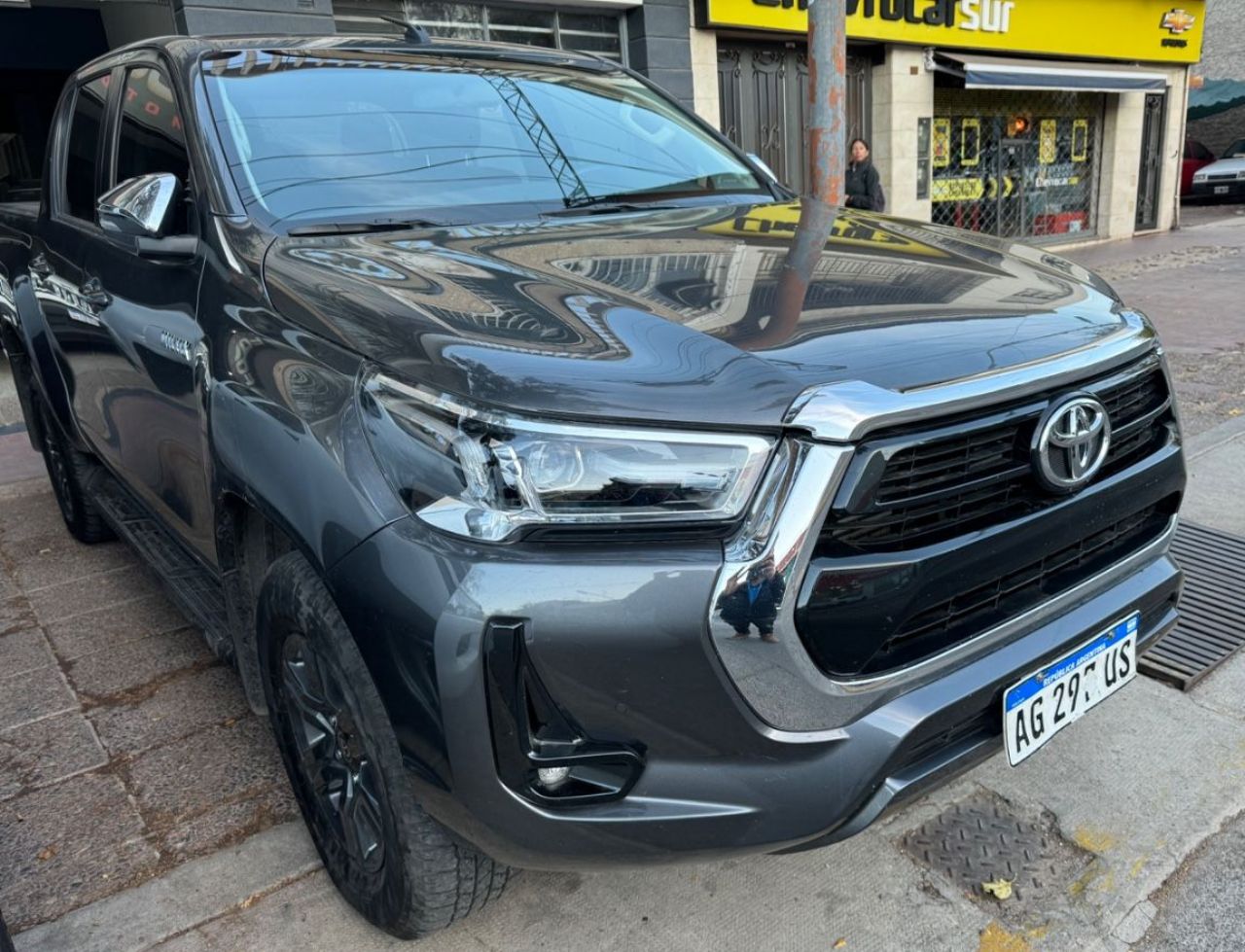 Toyota Hilux Usada en Mendoza, deRuedas