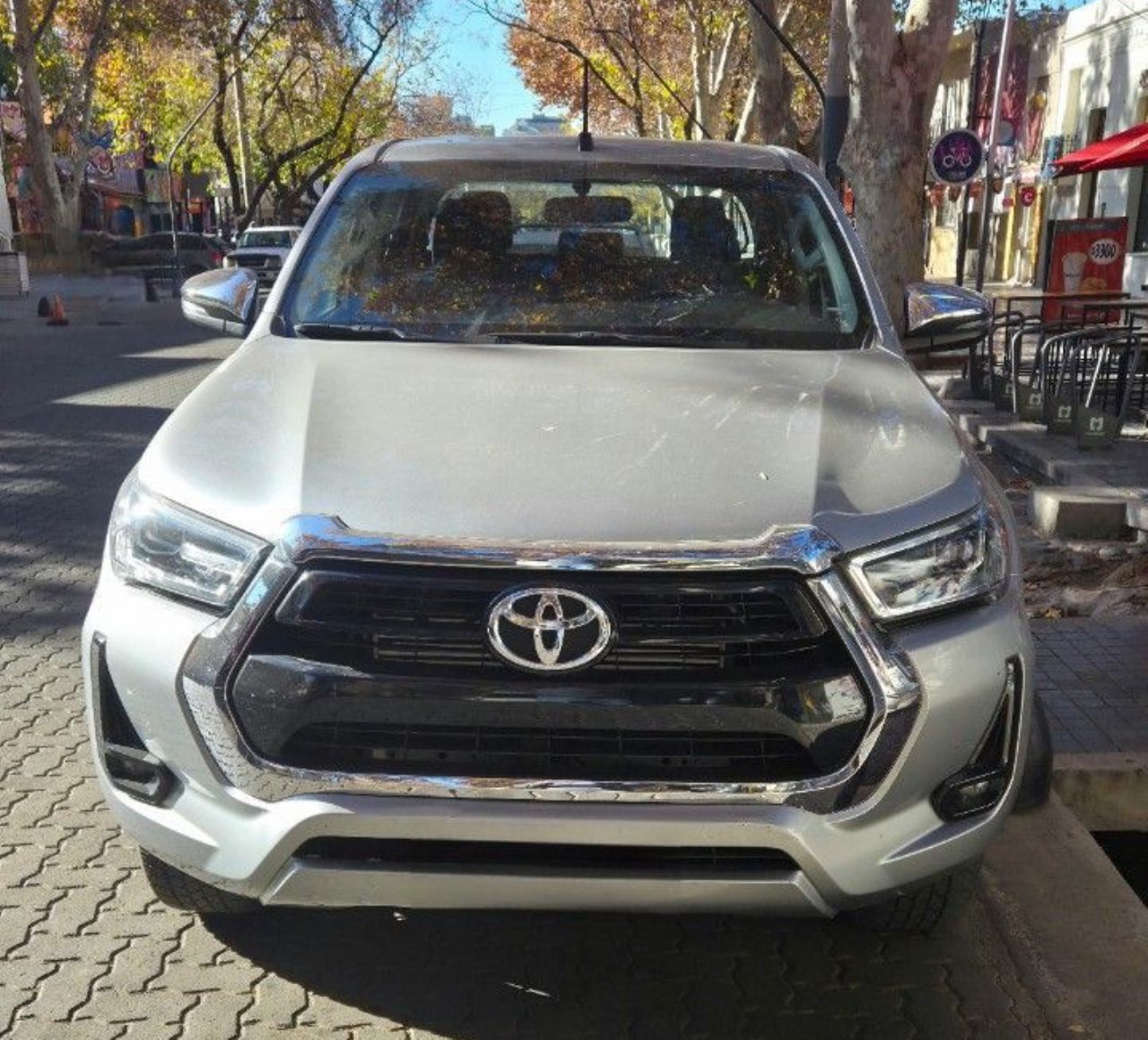 Toyota Hilux Usada en Mendoza, deRuedas