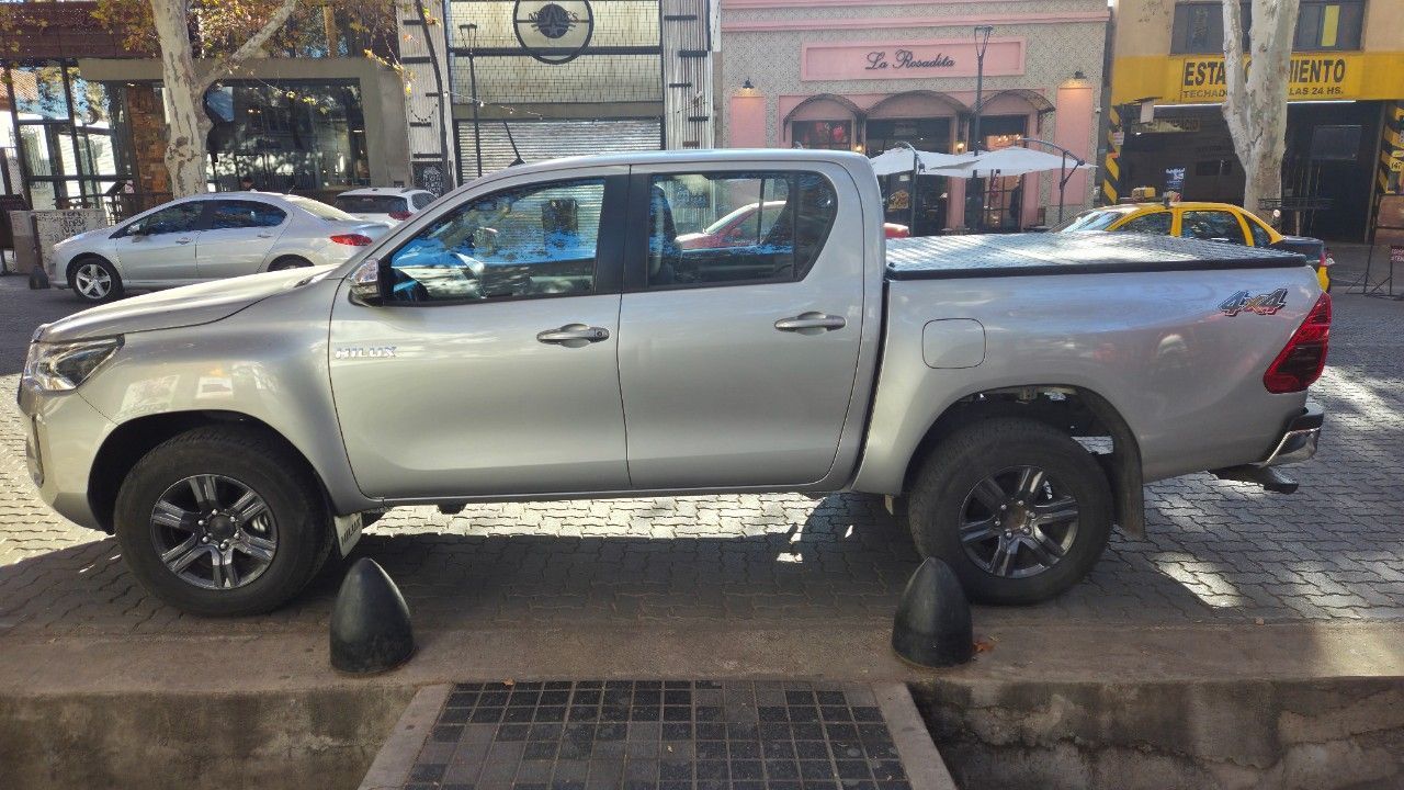 Toyota Hilux Usada en Mendoza, deRuedas