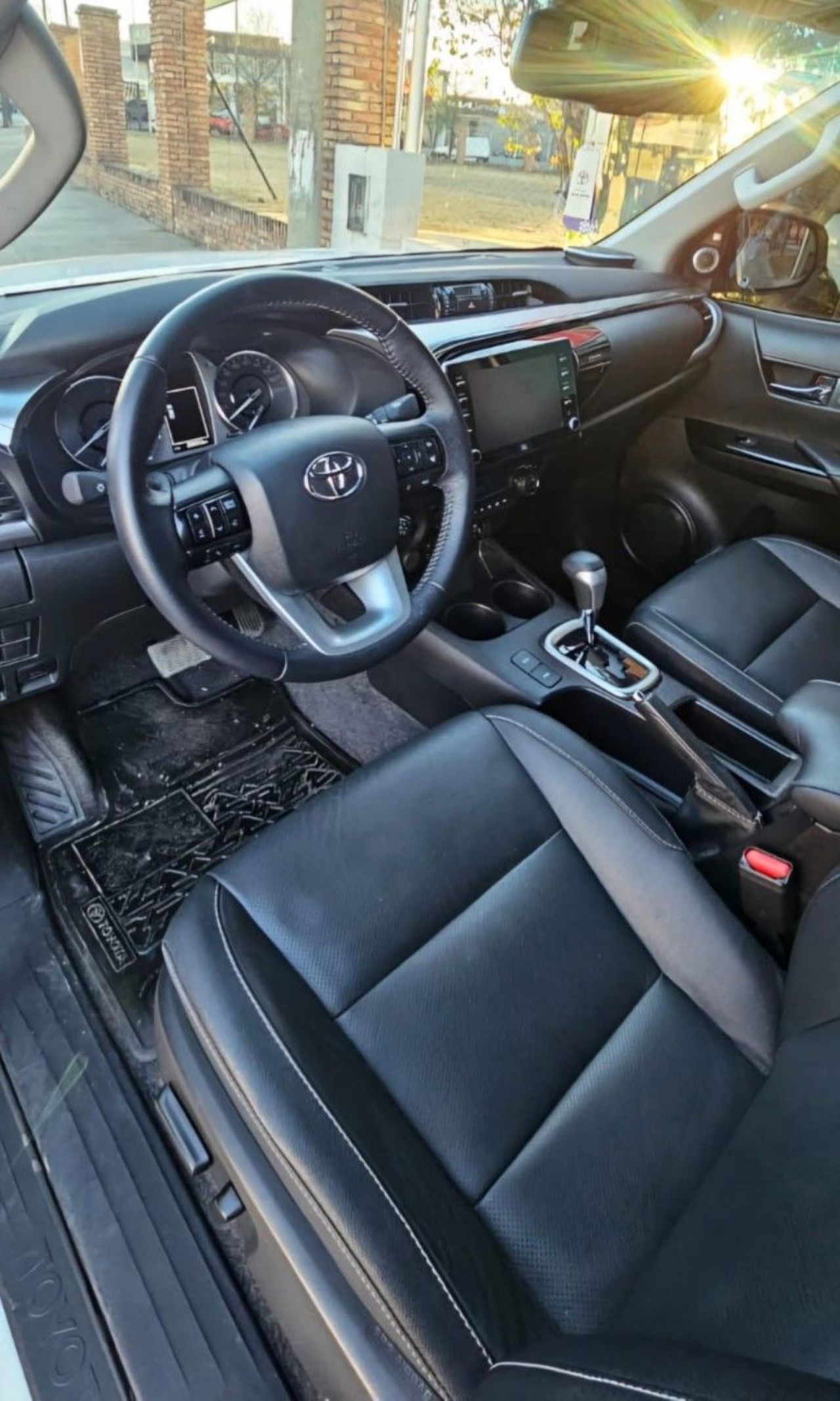 Toyota Hilux Usada Financiado en Córdoba, deRuedas