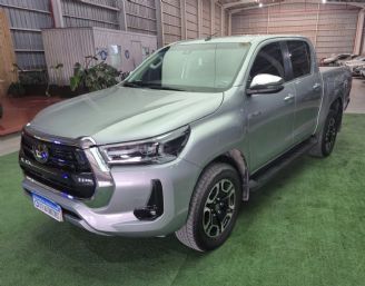 Toyota Hilux Usada en Córdoba Financiado