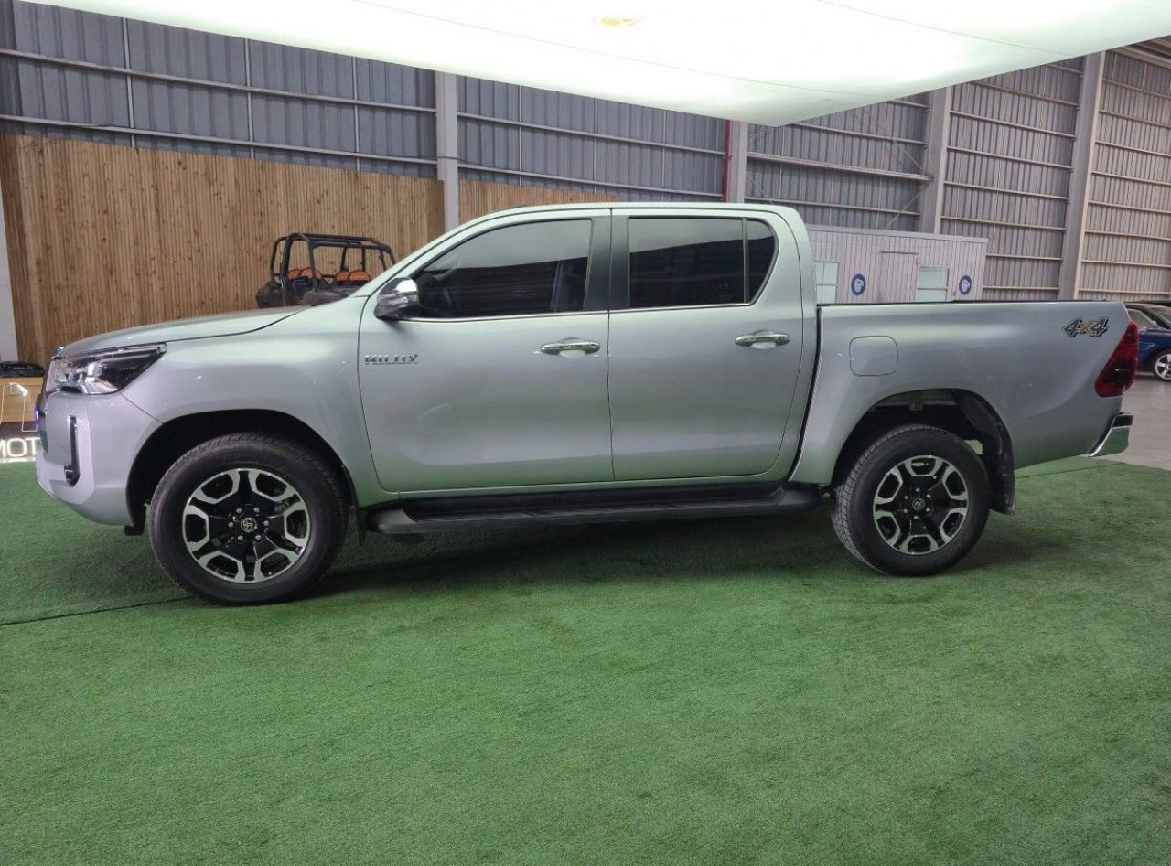 Toyota Hilux Usada Financiado en Córdoba, deRuedas