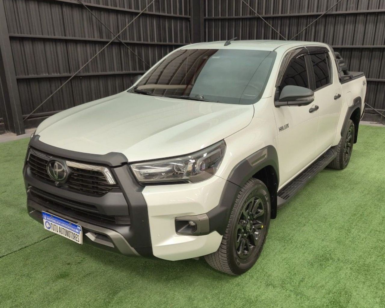 Toyota Hilux Usada Financiado en Córdoba, deRuedas