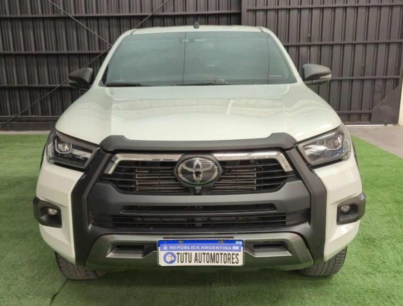 Toyota Hilux Usada Financiado en Córdoba, deRuedas