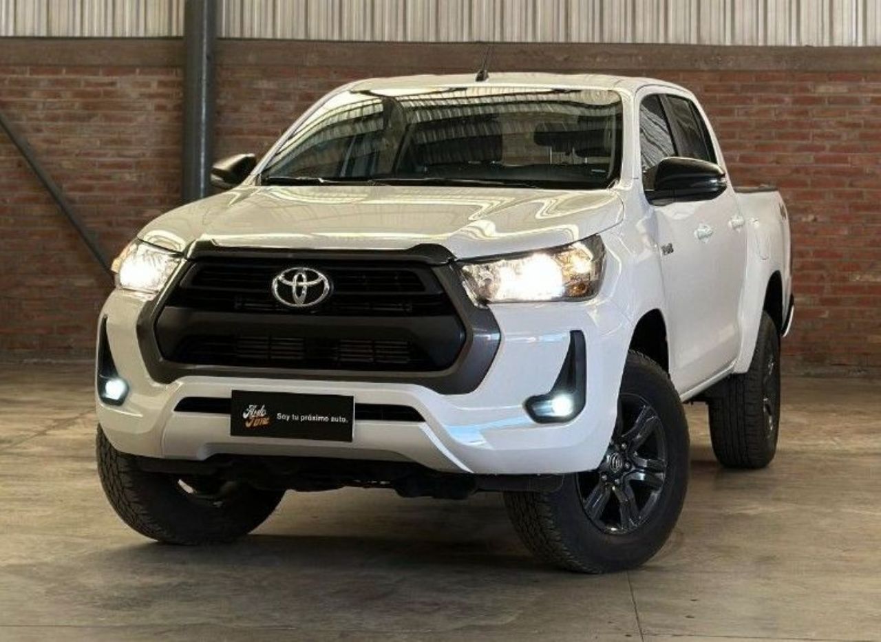 Toyota Hilux Usada en Mendoza, deRuedas