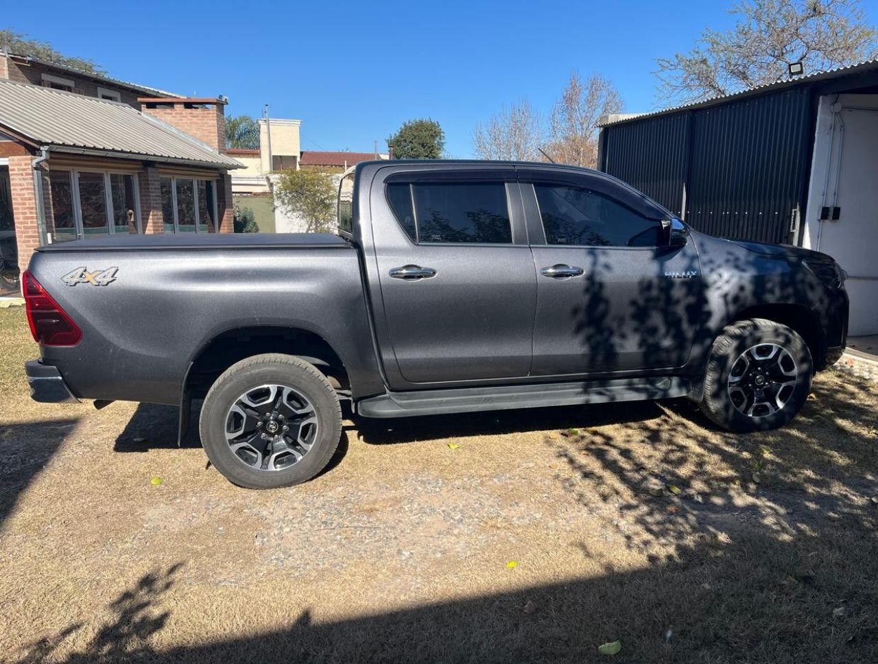Toyota Hilux Usada en Córdoba, deRuedas