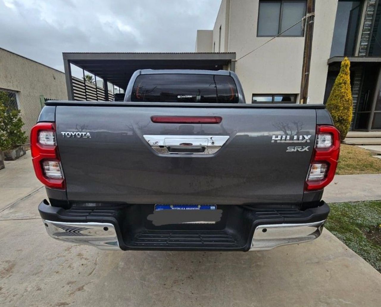 Toyota Hilux Usada en Mendoza, deRuedas