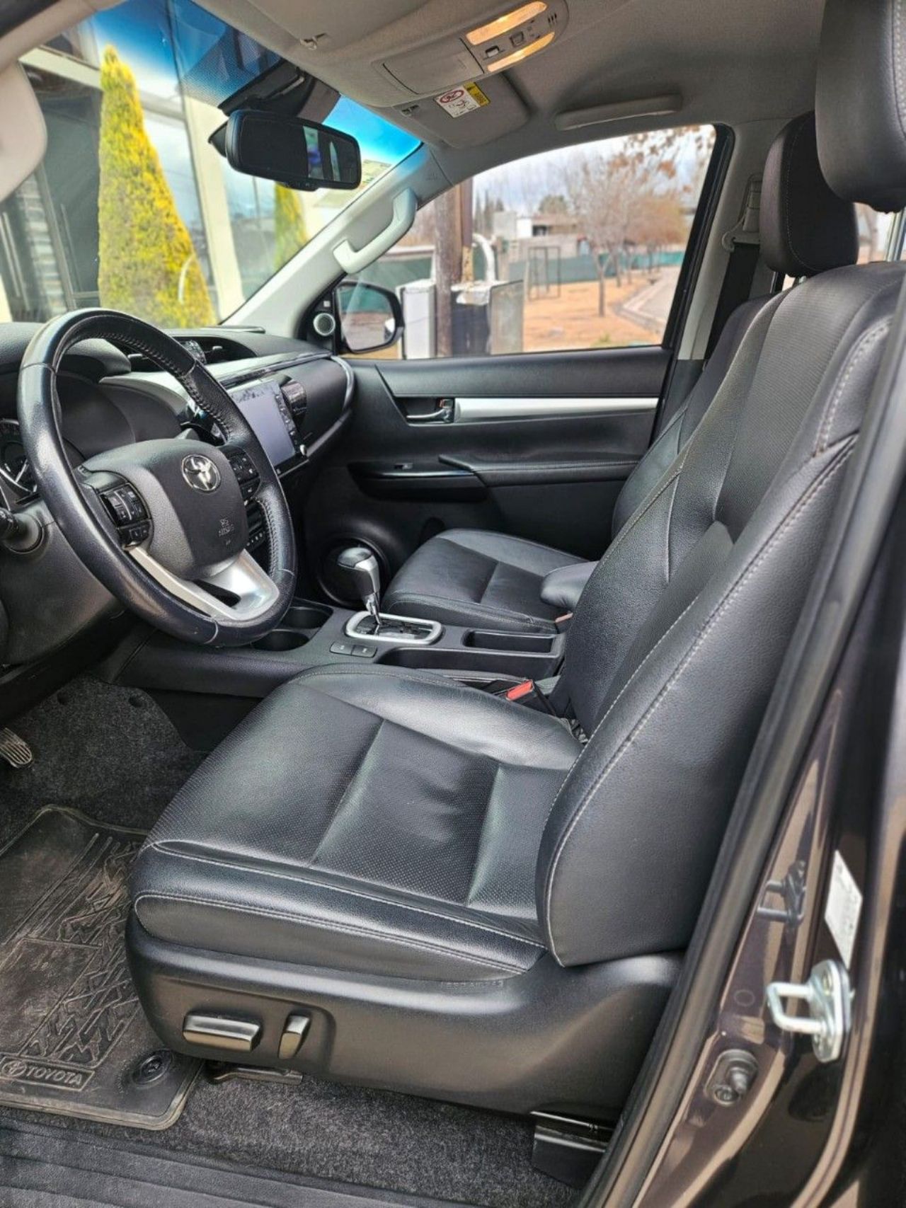 Toyota Hilux Usada en Mendoza, deRuedas