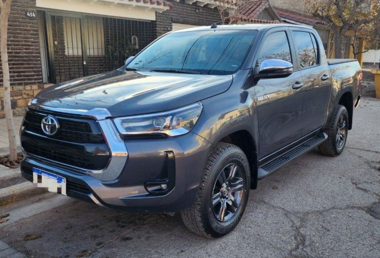 Toyota Hilux Usada en Mendoza, deRuedas