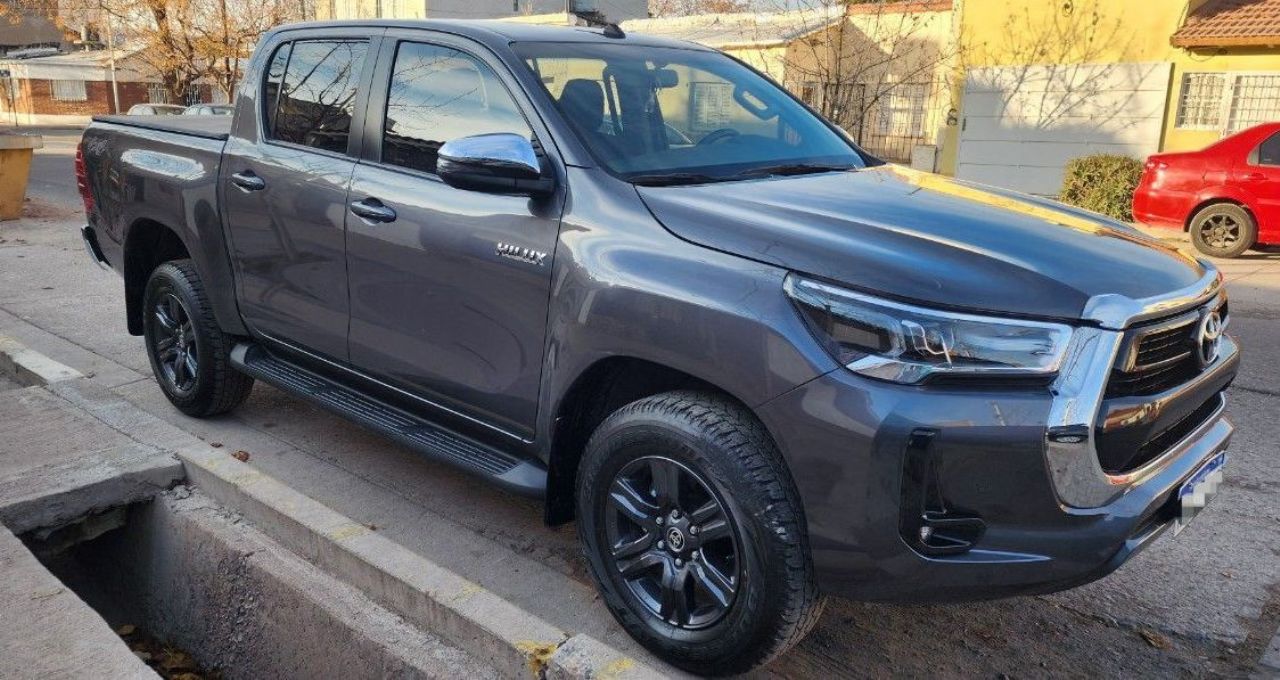 Toyota Hilux Usada en Mendoza, deRuedas