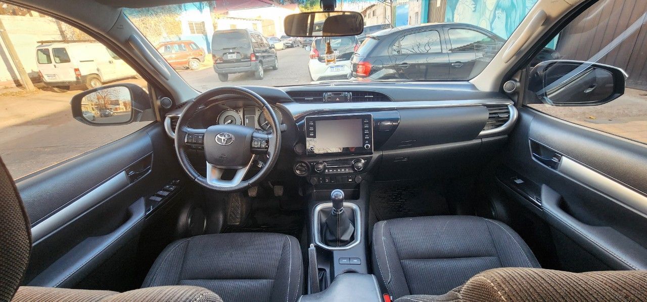 Toyota Hilux Usada en Mendoza, deRuedas
