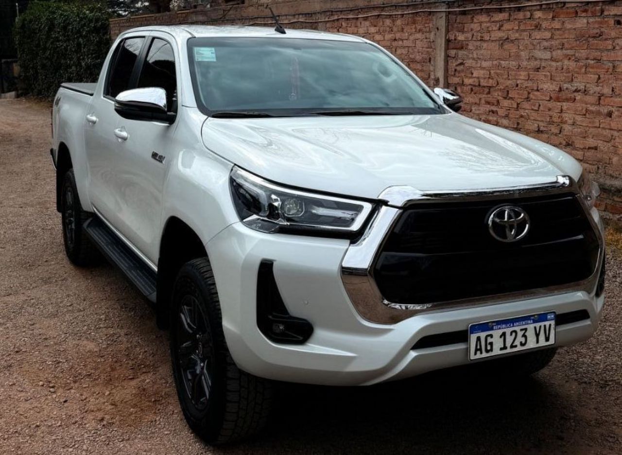 Toyota Hilux Usada en Mendoza, deRuedas